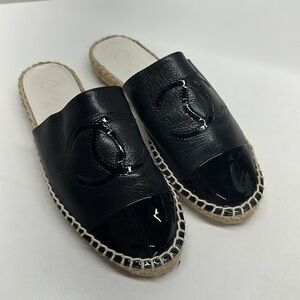 Chanel CC Espadrilles Mules Patent Cap Toe Logo Flat Sandals Shoes Black Size 37